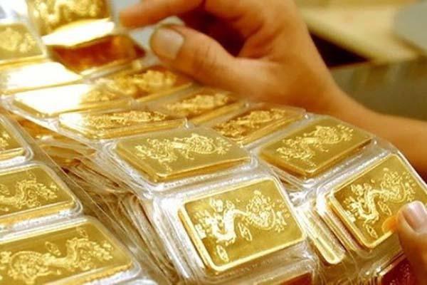 Giá vàng hôm nay 12/4/2022: Cao nhất trong 4 tuần