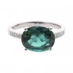 Nhẫn vàng 14K gắn đá Emerald